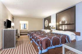Super 8 by Wyndham Houston/Webster/NASA