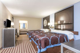 Super 8 by Wyndham Houston/Webster/NASA