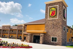 Super 8 by Wyndham Houston Northwest Cypress