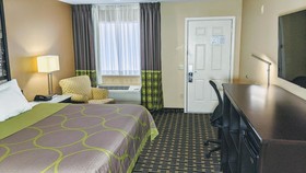Super 8 by Wyndham Houston/Willowbrook/Hwy 249