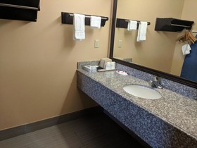 Super 8 by Wyndham Houston/Willowbrook/Hwy 249