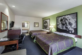 Super 8 by Wyndham Houston Hobby Airport South