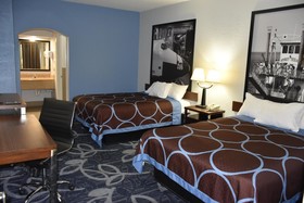 Super 8 by Wyndham Houston Hobby Airport South