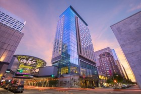 The Laura, Houston Downtown, Autograph Collection