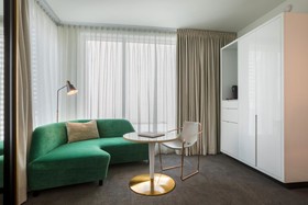 The Laura, Houston Downtown, Autograph Collection