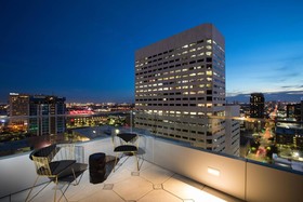 The Laura, Houston Downtown, Autograph Collection