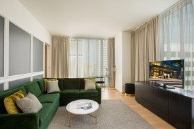The Laura, Houston Downtown, Autograph Collection