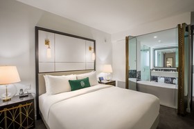 The Laura, Houston Downtown, Autograph Collection