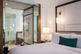 The Laura, Houston Downtown, Autograph Collection