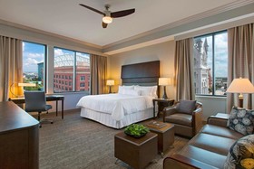 The Westin Houston Downtown