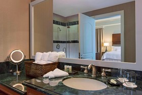 The Westin Houston Downtown