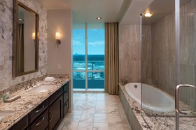 The Westin Houston, Memorial City