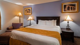 OYO Townhouse Houston Airport North