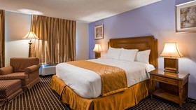 OYO Townhouse Houston Airport North