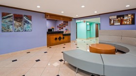 OYO Townhouse Houston Airport North