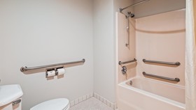 OYO Townhouse Houston Airport North