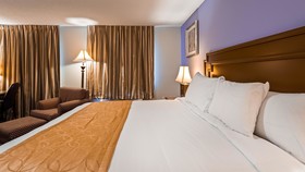 OYO Townhouse Houston Airport North