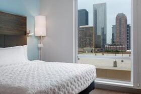 Tru by Hilton Houston Downtown Convention Center