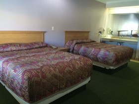 Woodland Inn and Suites