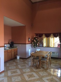 Woodland Inn and Suites