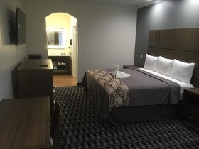 Americas Inn & Suites IAH North
