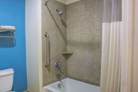 Days Inn by Wyndham Humble/Houston Intercontinental Airport