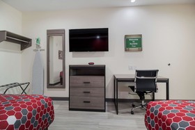 Econo Lodge Inn & Suites Humble Fm1960 - Iah Airport