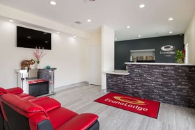 Econo Lodge Inn & Suites Humble Fm1960 - Iah Airport