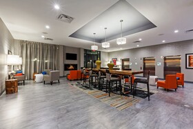 Holiday Inn Houston Northeast Bush Airport