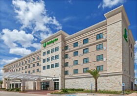 Holiday Inn Houston Northeast Bush Airport