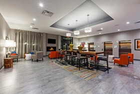 Holiday Inn Houston Northeast Bush Airport