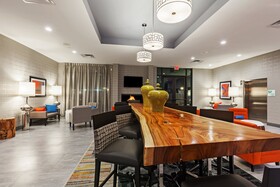 Holiday Inn Houston Northeast Bush Airport