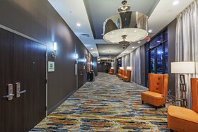 Holiday Inn Houston Northeast Bush Airport