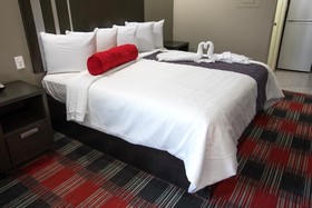 Americas Best Value Inn & Suites IAH Airport North
