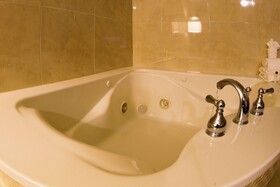 Ramada by Wyndham Houston Intercontinental Airport East