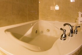 Ramada by Wyndham Houston Intercontinental Airport East