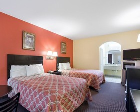 Rodeway Inn & Suites
