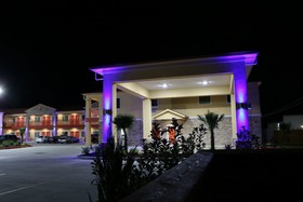 Scottish Inn & Suites IAH Airport
