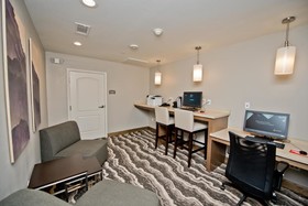 Staybridge Suites Houston - Humble Beltway 8 E