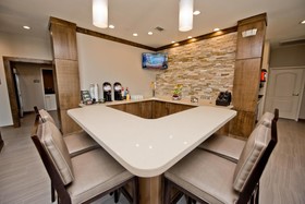 Staybridge Suites Houston - Humble Beltway 8 E