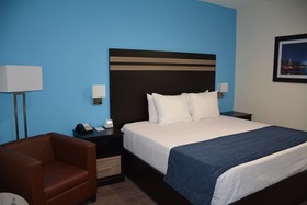 SureStay Plus Hotel by Best Western Humble