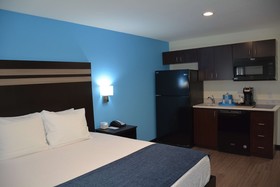 SureStay Plus Hotel by Best Western Humble