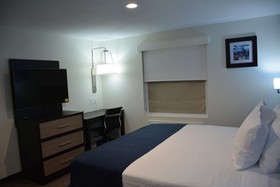 SureStay Plus Hotel by Best Western Humble