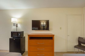 Econo Lodge Huntsville University Area