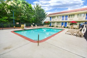 Motel 6 Huntsville