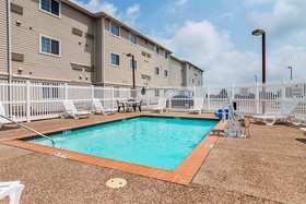 Studio 6 Ingleside