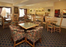 Comfort Suites DFW Airport