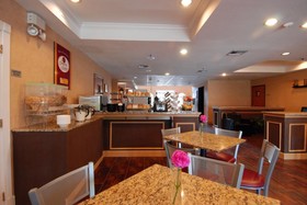 Comfort Suites Las Colinas Center