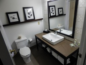 Country Inn & Suites by Radisson, DFW Airport South, TX