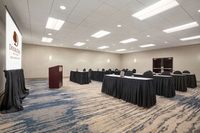 DoubleTree by Hilton Hotel Dallas - DFW Airport North